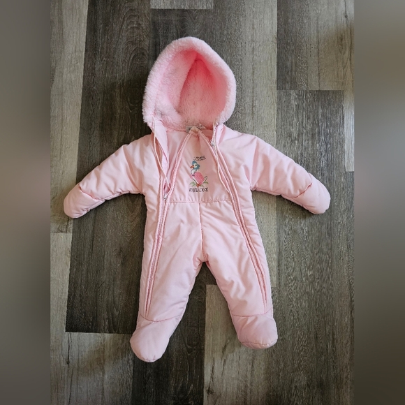 Vintage Pink BABY Snowsuit 0-3 months - Picture 1 of 5